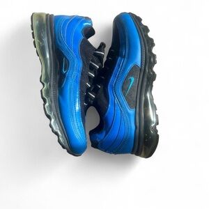 Nike Air Max 24/7 Sneakers
